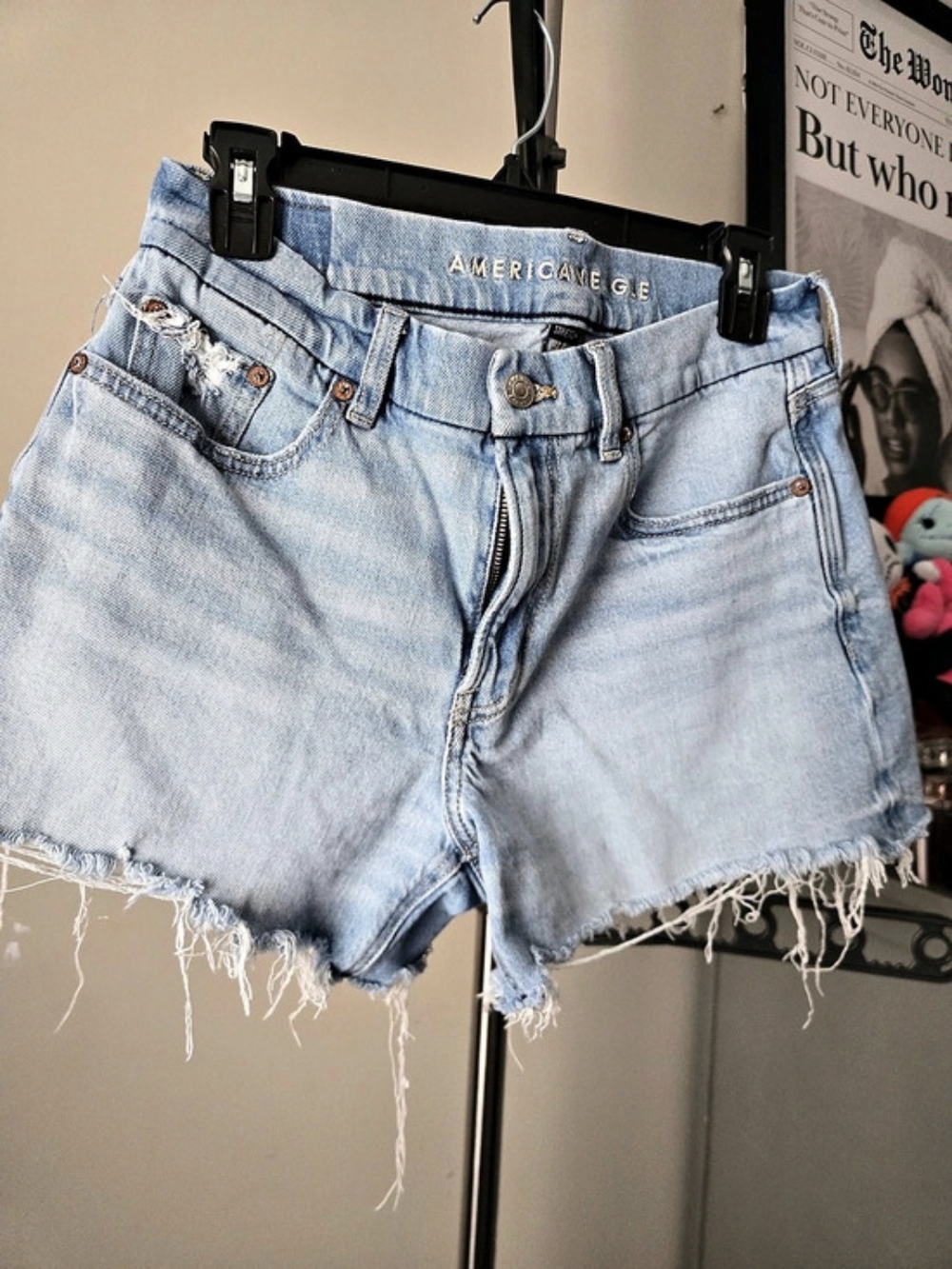 American Eagle AE Stretch Low-Rise Baggy Denim Frayed Jean Shorts in Blue